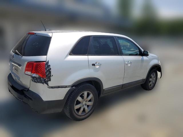 Photo 2 VIN: 5XYKTCA19BG172114 - KIA SORENTO 