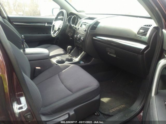 Photo 4 VIN: 5XYKTCA1XBG069736 - KIA SORENTO 