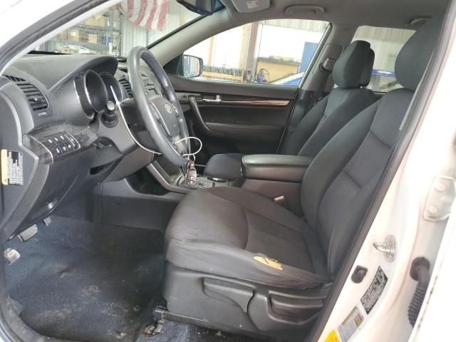 Photo 6 VIN: 5XYKTCA1XBG153720 - KIA SORENTO 