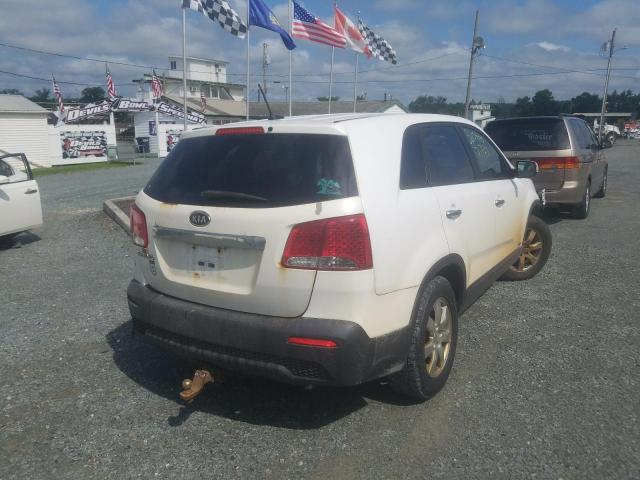 Photo 2 VIN: 5XYKTCA60DG333237 - KIA SORENTO LX 