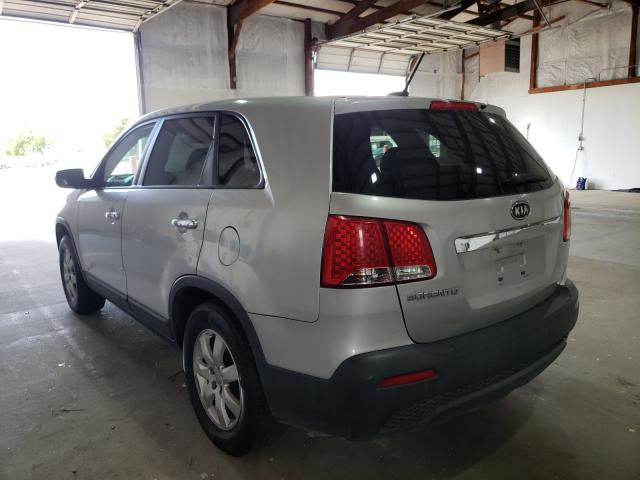 Photo 2 VIN: 5XYKTCA60DG365203 - KIA SORENTO LX 