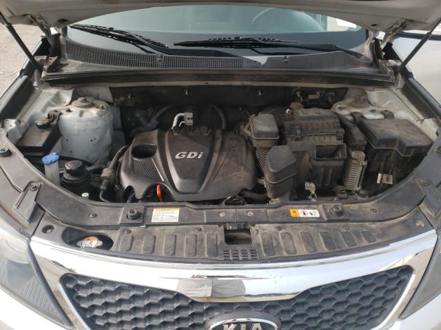 Photo 6 VIN: 5XYKTCA60DG365203 - KIA SORENTO LX 