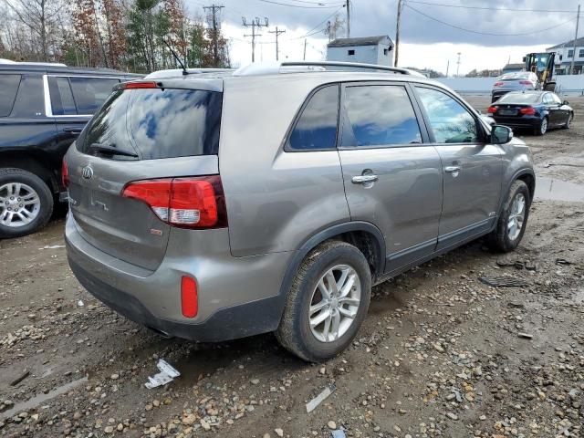 Photo 2 VIN: 5XYKTCA60EG440340 - KIA SORENTO LX 