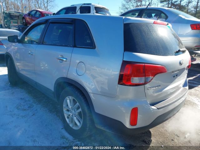 Photo 2 VIN: 5XYKTCA60EG504490 - KIA SORENTO 