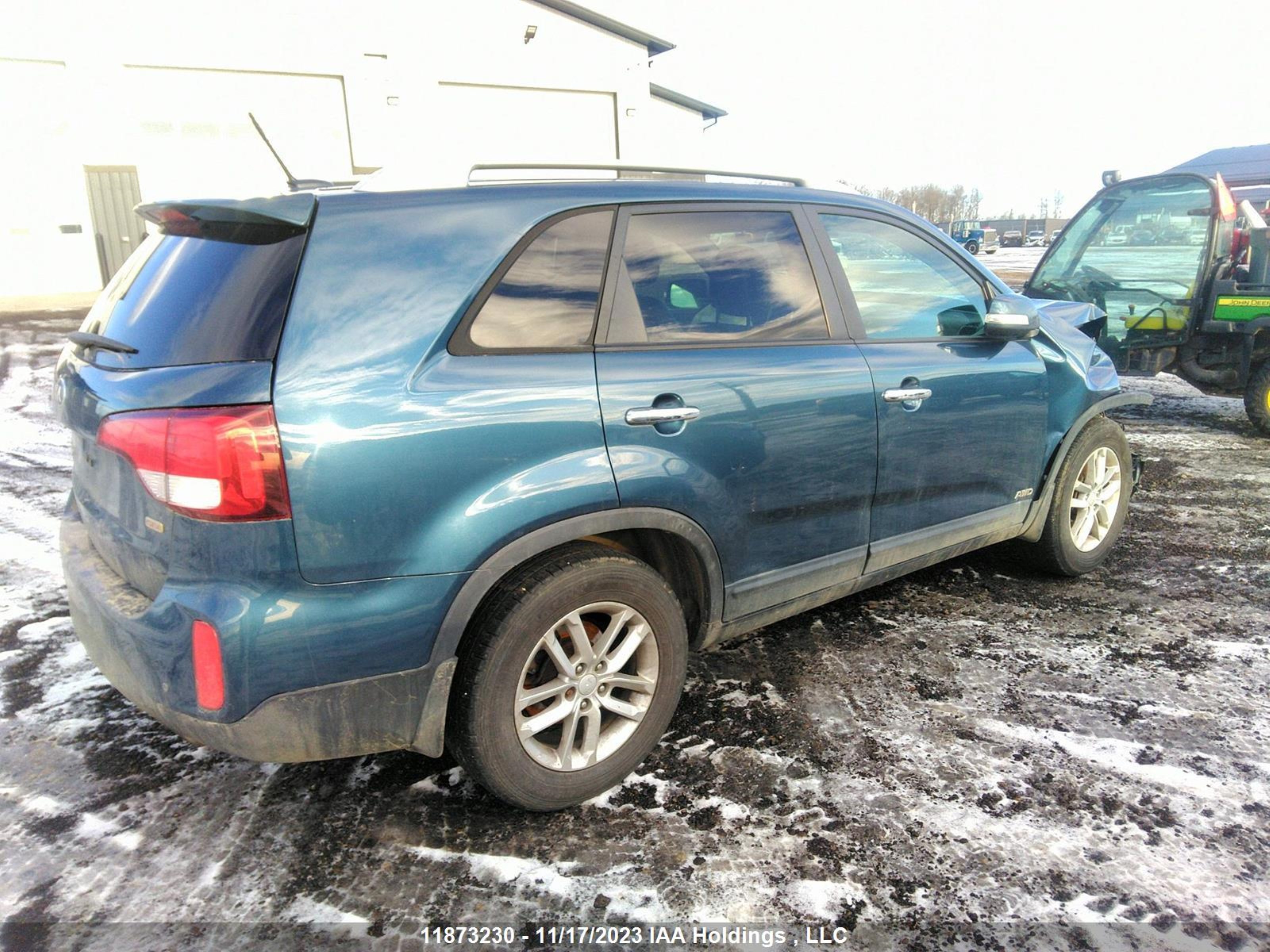 Photo 3 VIN: 5XYKTCA60EG538901 - KIA SORENTO 