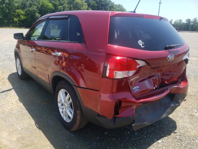 Photo 2 VIN: 5XYKTCA60FG567137 - KIA SORENTO LX 