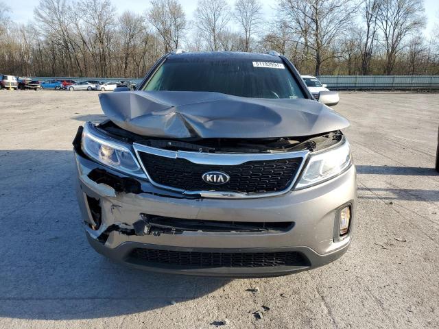 Photo 4 VIN: 5XYKTCA60FG572578 - KIA SORENTO 