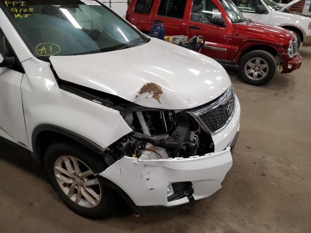 Photo 8 VIN: 5XYKTCA60FG593642 - KIA SORENTO LX 