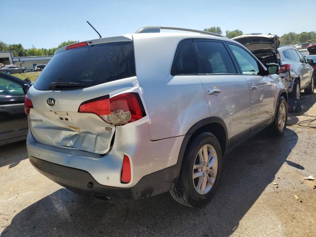 Photo 2 VIN: 5XYKTCA60FG597660 - KIA SORENTO LX 