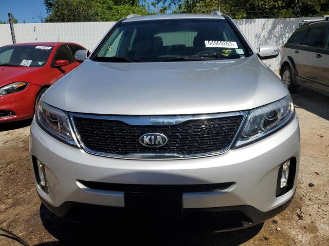 Photo 4 VIN: 5XYKTCA60FG597660 - KIA SORENTO LX 