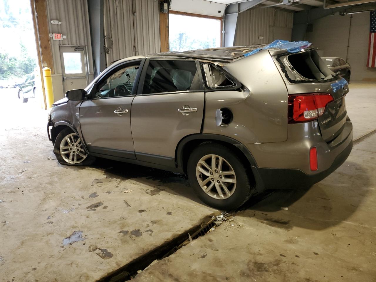 Photo 1 VIN: 5XYKTCA60FG650146 - KIA SORENTO 