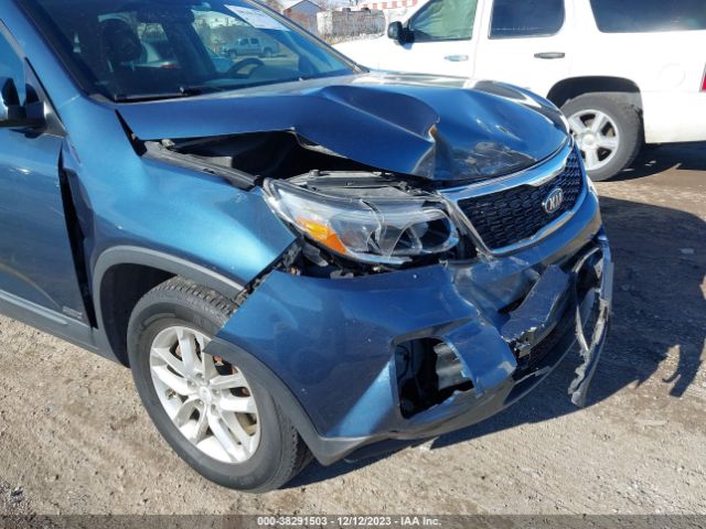 Photo 5 VIN: 5XYKTCA61EG546571 - KIA SORENTO 