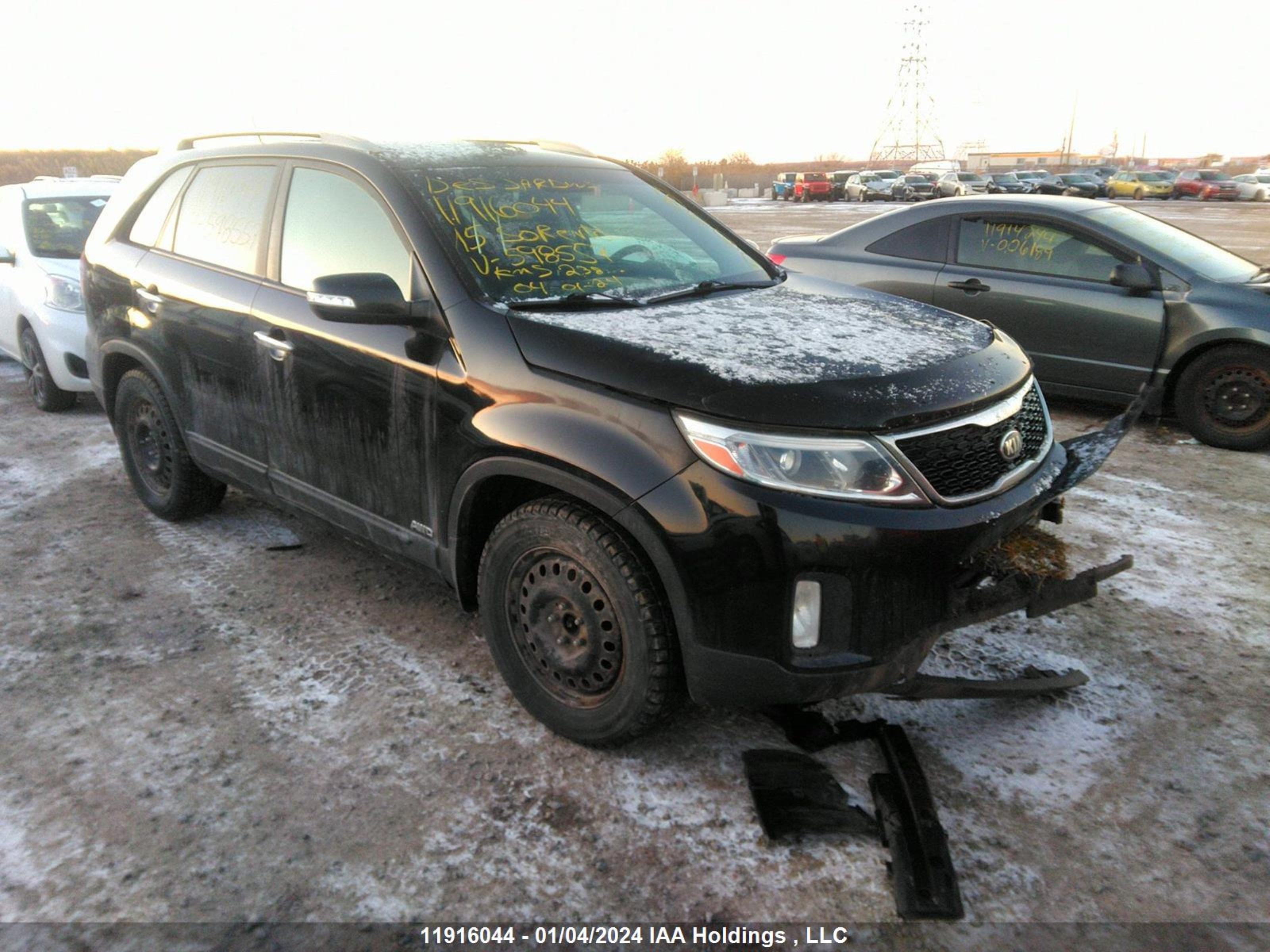 Photo 0 VIN: 5XYKTCA61FG598557 - KIA SORENTO 