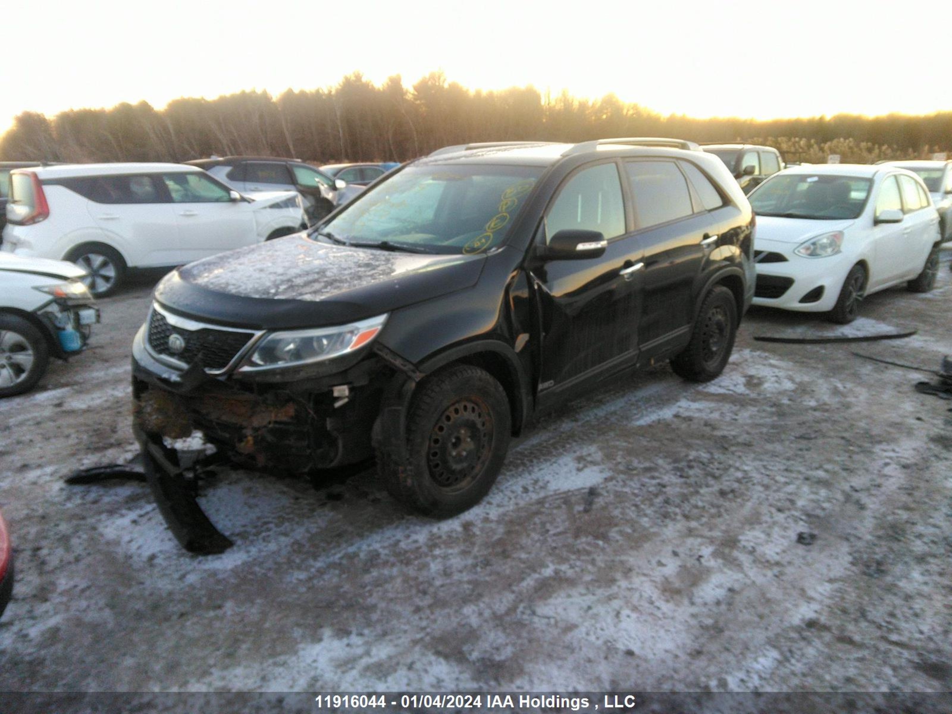 Photo 1 VIN: 5XYKTCA61FG598557 - KIA SORENTO 