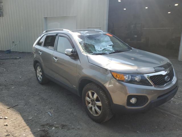 Photo 3 VIN: 5XYKTCA62DG312227 - KIA SORENTO LX 