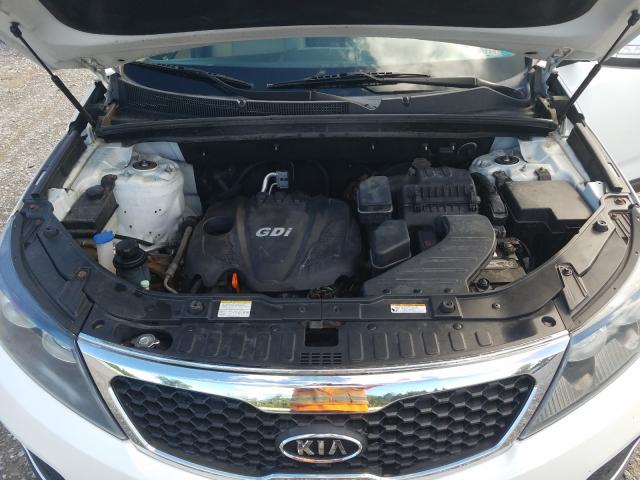 Photo 6 VIN: 5XYKTCA62DG329500 - KIA SORENTO 