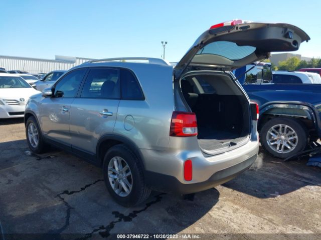 Photo 2 VIN: 5XYKTCA62EG530895 - KIA SORENTO 