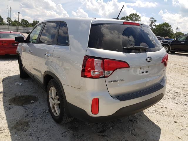 Photo 2 VIN: 5XYKTCA62FG551599 - KIA SORENTO LX 