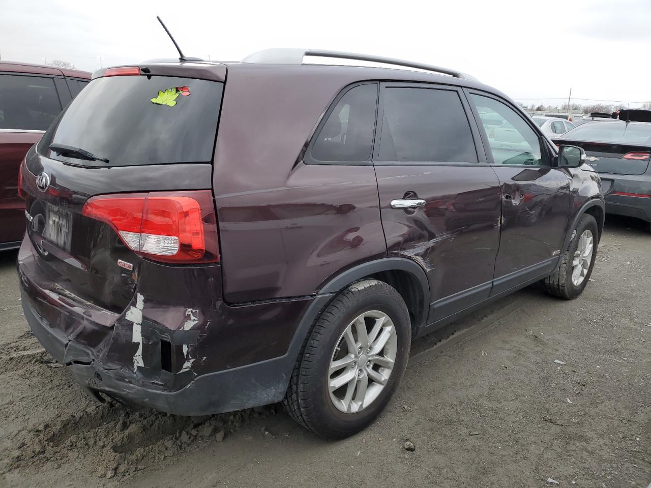 Photo 2 VIN: 5XYKTCA62FG552610 - KIA SORENTO 