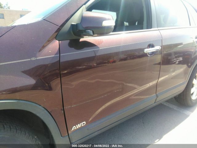 Photo 5 VIN: 5XYKTCA63CG219490 - KIA SORENTO 