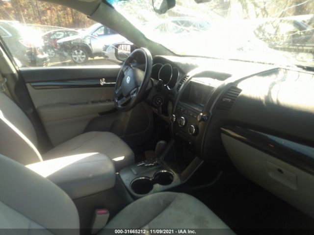 Photo 4 VIN: 5XYKTCA63CG286140 - KIA SORENTO 