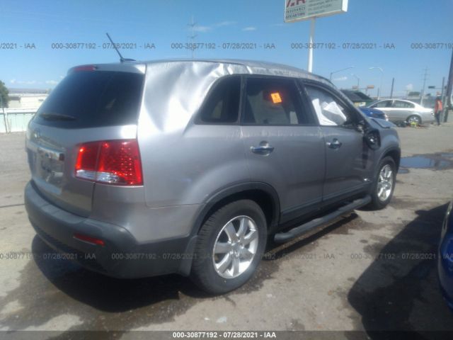 Photo 3 VIN: 5XYKTCA63CG308914 - KIA SORENTO 