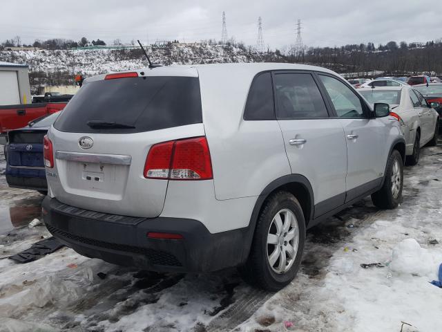 Photo 3 VIN: 5XYKTCA63DG400297 - KIA SORENTO LX 