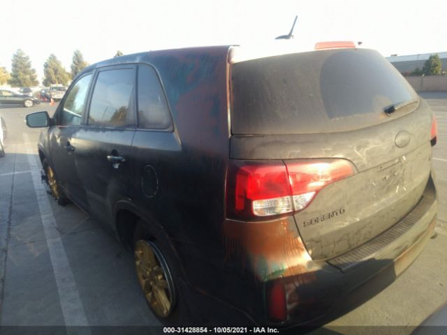 Photo 2 VIN: 5XYKTCA63EG451056 - KIA SORENTO 