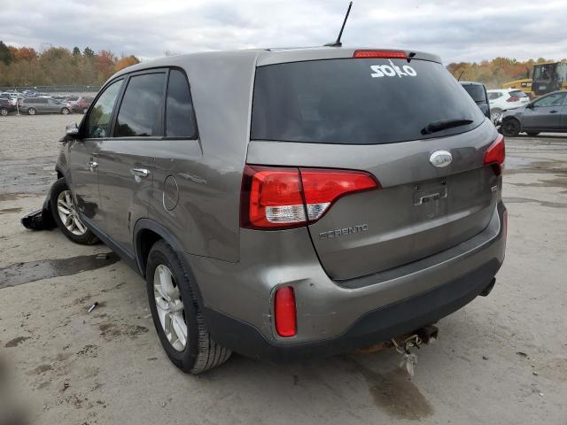 Photo 2 VIN: 5XYKTCA63FG559484 - KIA SORENTO LX 