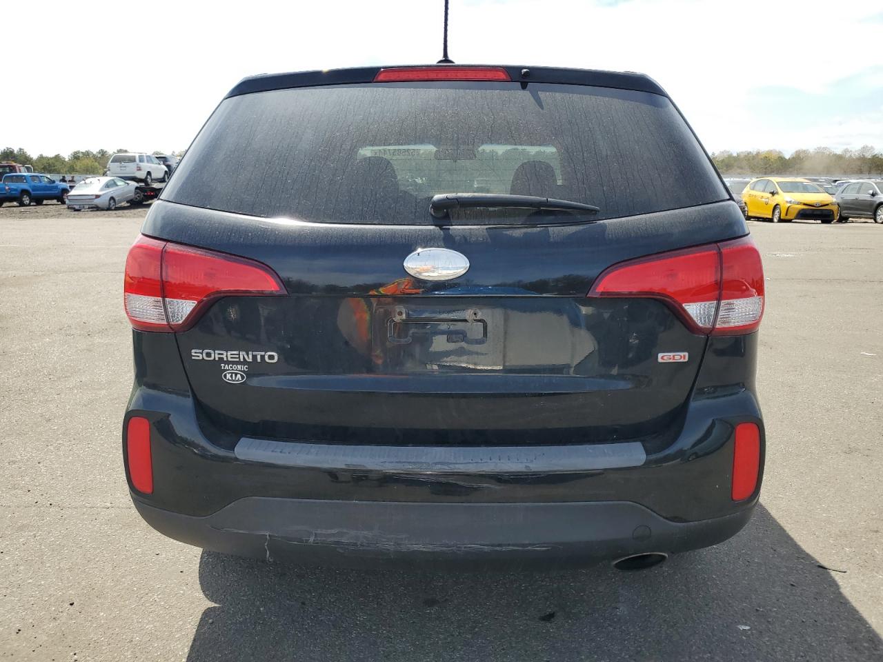 Photo 5 VIN: 5XYKTCA63FG562949 - KIA SORENTO 