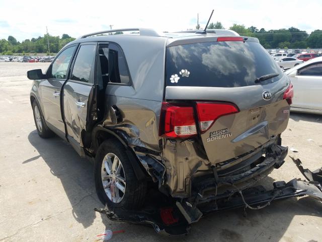 Photo 2 VIN: 5XYKTCA63FG570159 - KIA SORENTO LX 