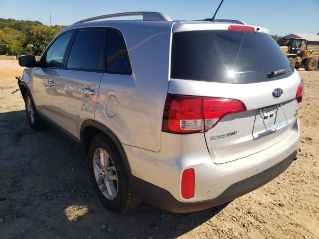 Photo 2 VIN: 5XYKTCA63FG616962 - KIA SORENTO LX 