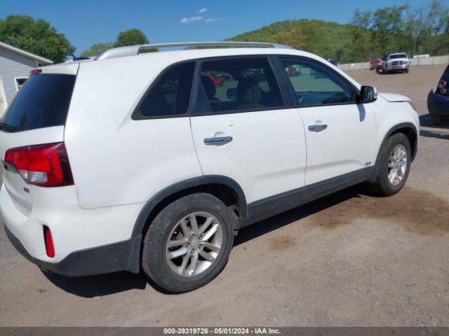 Photo 3 VIN: 5XYKTCA63FG633650 - KIA SORENTO 