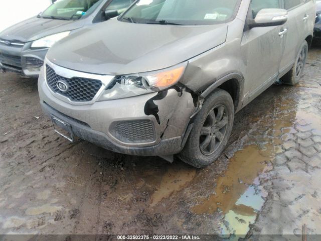 Photo 5 VIN: 5XYKTCA64CG245371 - KIA SORENTO 