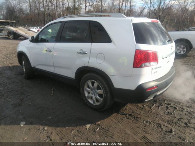 Photo 2 VIN: 5XYKTCA64DG309720 - KIA SORENTO 