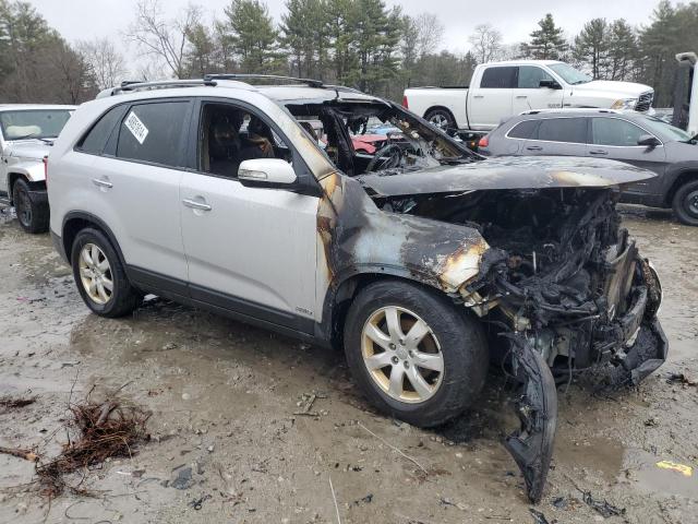 Photo 3 VIN: 5XYKTCA64DG343690 - KIA SORENTO 