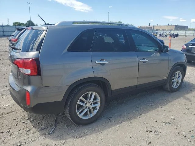 Photo 2 VIN: 5XYKTCA64FG571059 - KIA SORENTO LX 