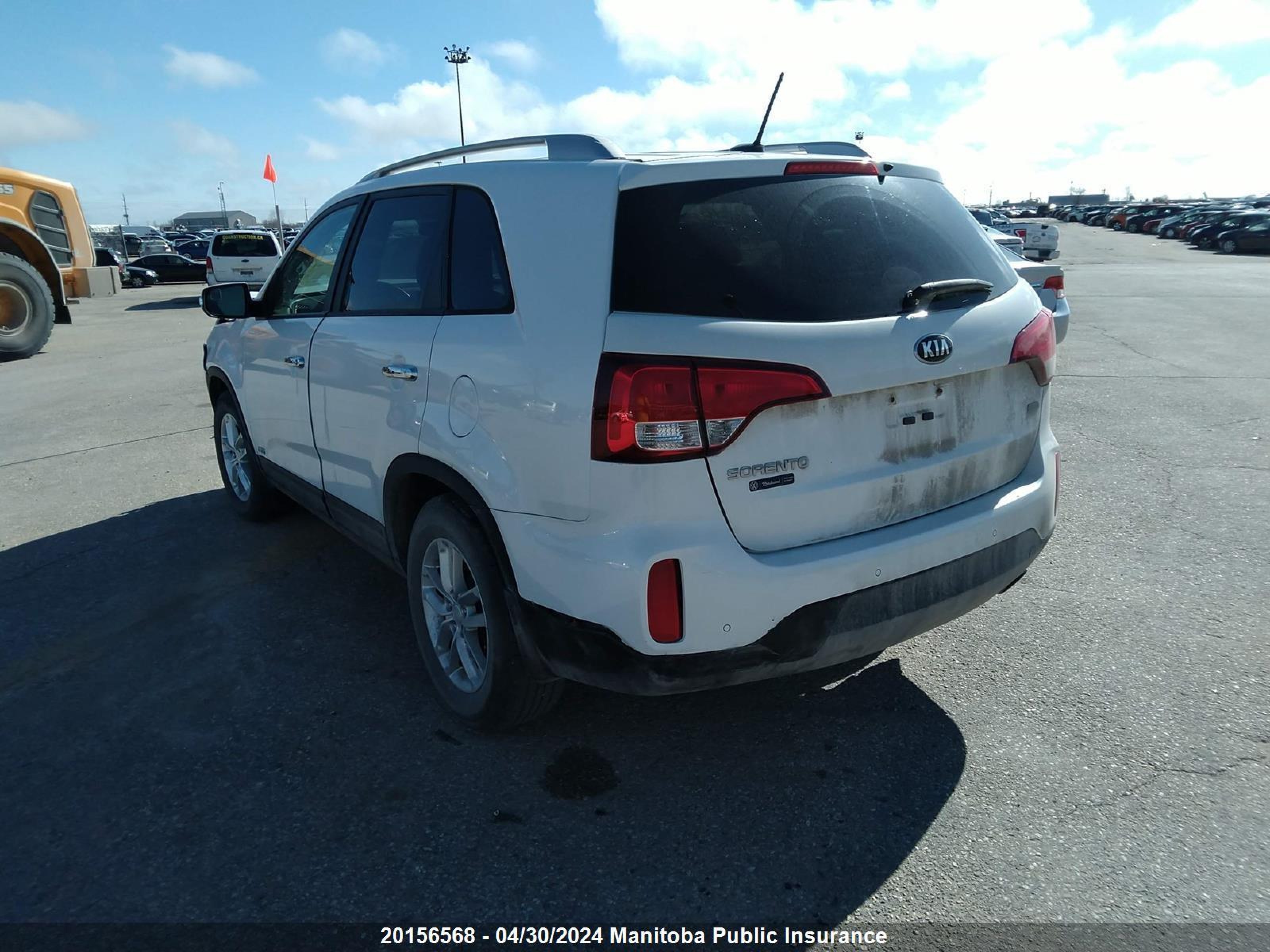 Photo 2 VIN: 5XYKTCA64FG655284 - KIA SORENTO 