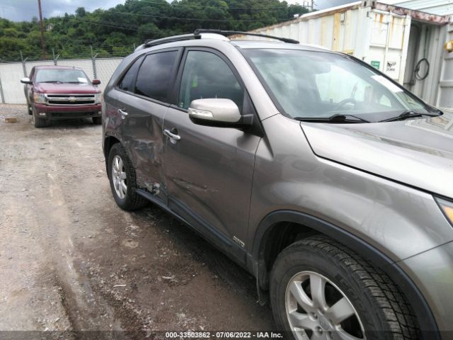 Photo 5 VIN: 5XYKTCA65CG268965 - KIA SORENTO 