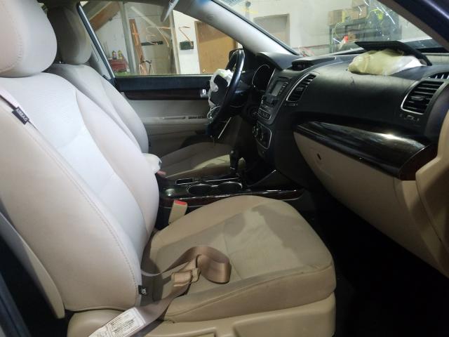 Photo 4 VIN: 5XYKTCA65EG526338 - KIA SORENTO LX 