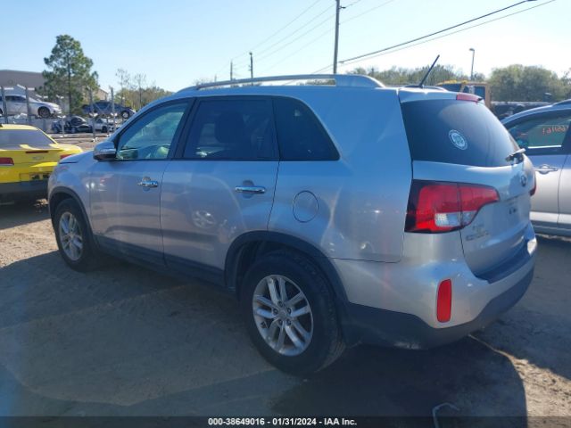 Photo 2 VIN: 5XYKTCA65EG547285 - KIA SORENTO 