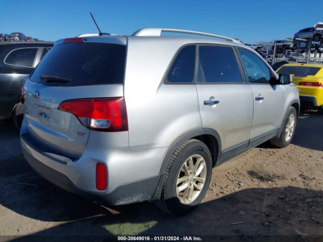 Photo 3 VIN: 5XYKTCA65EG547285 - KIA SORENTO 