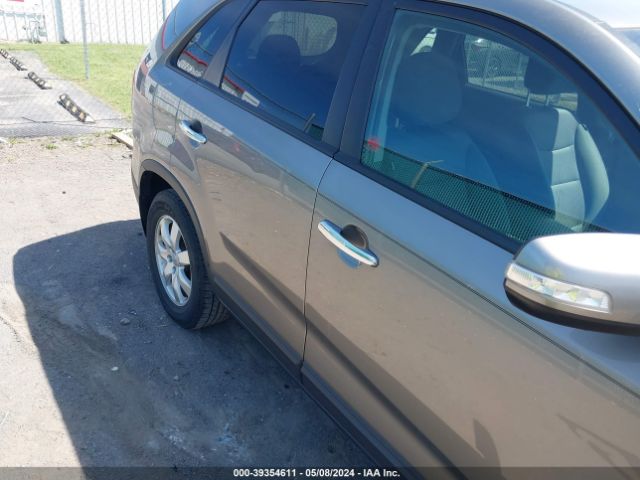 Photo 5 VIN: 5XYKTCA66CG293857 - KIA SORENTO 