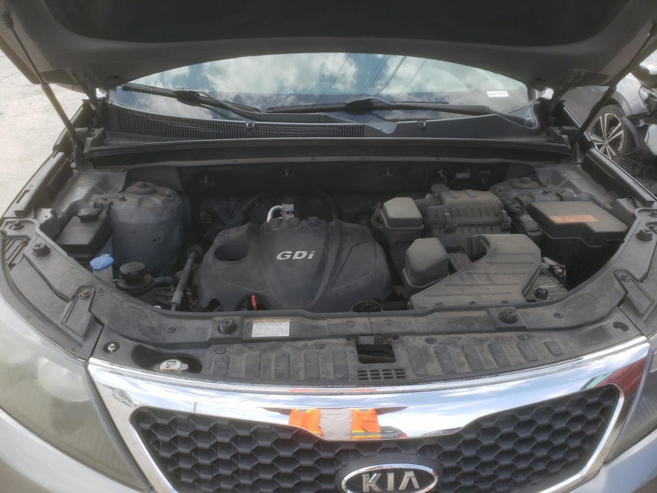 Photo 11 VIN: 5XYKTCA66DG364511 - KIA SORENTO 