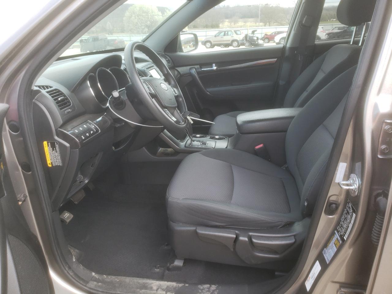 Photo 6 VIN: 5XYKTCA66DG364511 - KIA SORENTO 