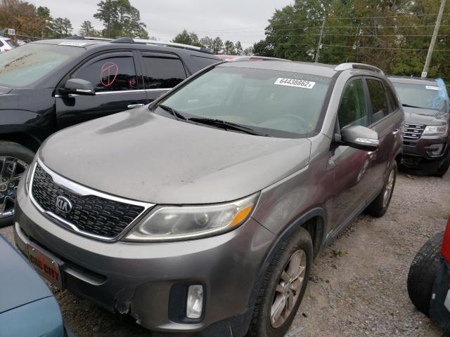 Photo 1 VIN: 5XYKTCA66FG561195 - KIA SORENTO LX 