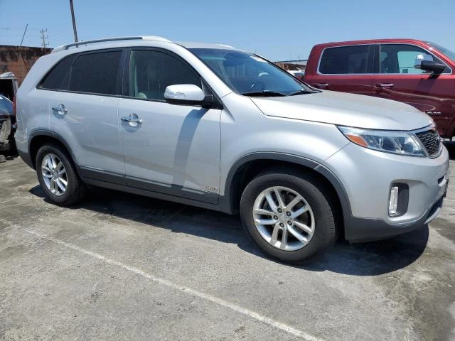 Photo 3 VIN: 5XYKTCA66FG585187 - KIA SORENTO LX 