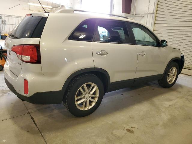 Photo 2 VIN: 5XYKTCA66FG586159 - KIA SORENTO 