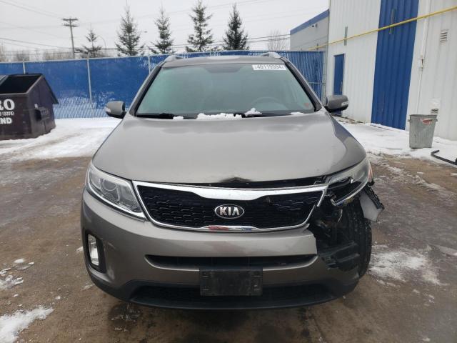 Photo 4 VIN: 5XYKTCA66FG633254 - KIA SORENTO 