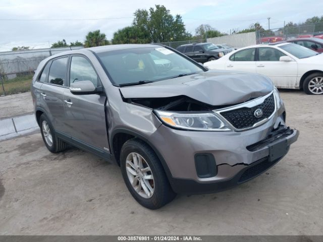 Photo 0 VIN: 5XYKTCA67EG462366 - KIA SORENTO 